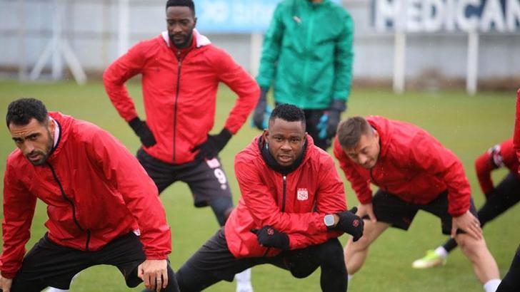 Sivasspor ve Fiorentina rövanş maçının hazırlıklarını tamamladı