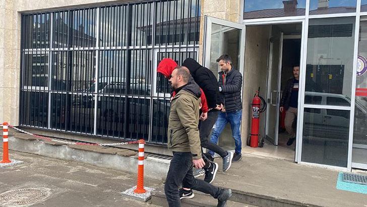 Kütahya'da 3 şüpheli, arkadaşlarının evinden hırsızlık yaparken suçüstü yakalandı