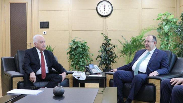 Doğu Perinçek, cumhurbaşkanı adaylığı için YSK'ya başvurdu