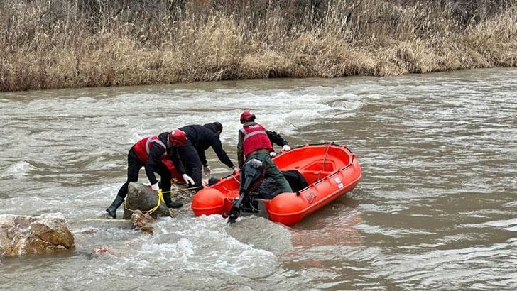 Kayıp çiftin araçları ile çay düşüp, öldükleri ortaya çıktı