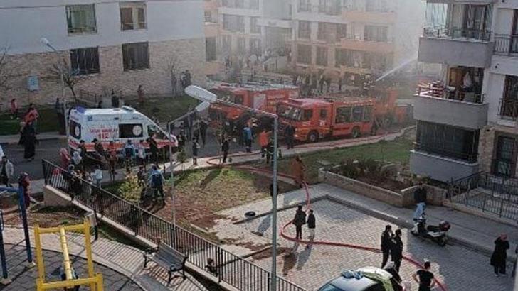 Diyarbakır’da evini ateşe verip kaçtı