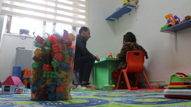 Diyarbakır'da açılan Afet ve Deprem Polikliniği'nde 400 çocuğa hizmet verildi