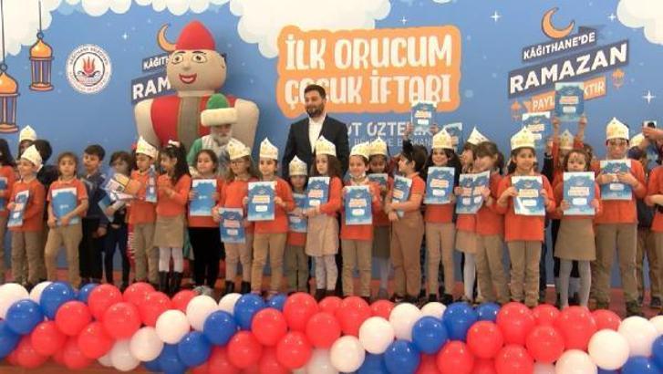 Kağıthane'de çocuklar 'tekne orucu' iftarında buluştu