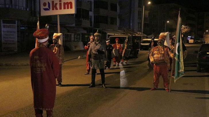 Tekirdağlılar sahura mehter takımının marşlarıyla uyanıyor
