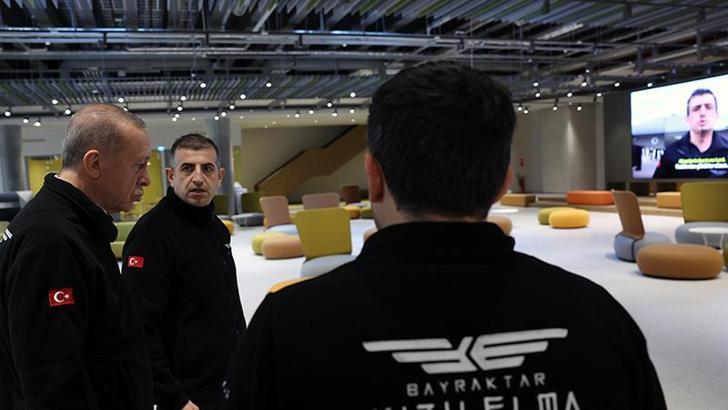 Cumhurbaşkanı Erdoğan Özdemir Bayraktar Millî Teknoloji Merkezi'ni ziyaret etti