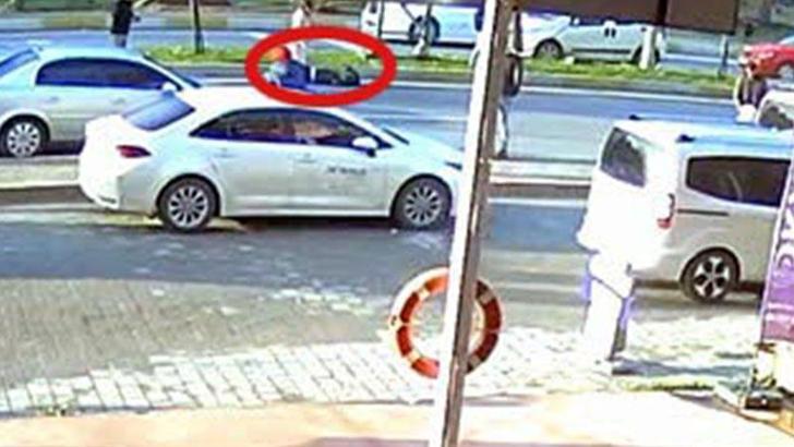 Liseli Mehmet'in sokak köpeklerinden kaçarken öldüğü kazanın görüntüsü ortaya çıktı