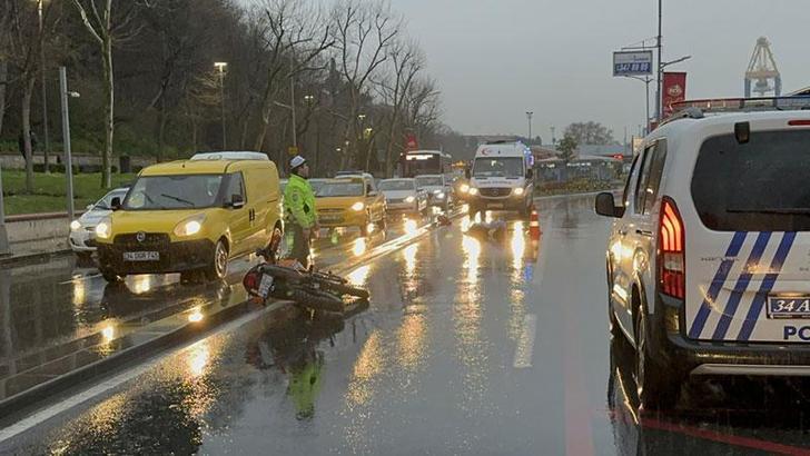 Üsküdar'da İETT otobüsüne çarpan motosikletli hayatını kaybetti
