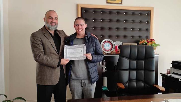 Avusturyalı genç, ziyarete geldiği Edirne'de Müslümanlığı seçti