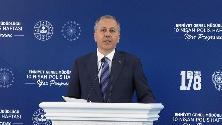 İstanbul Valisi Ali Yerlikaya iftarda emniyet mensuplarıyla bir araya geldi