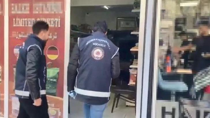 Başakşehir'de yasa dışı para transferi yapılan bakkal görünümlü büroya baskın