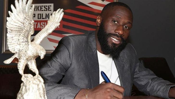 Beşiktaş, Masuaku'nun bonservisini alıyor