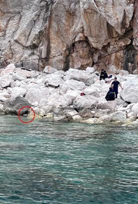 Sıçan Adası'ndaki kayalıklarda kadın cesedi