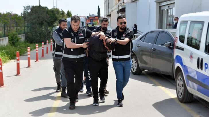 Silah kaçakçısının kızı ve yeğeni, otogarda teslimat sırasında yakalandı