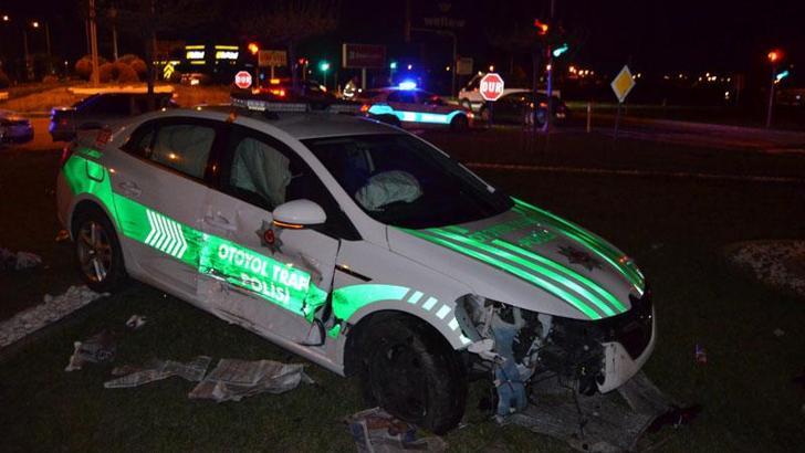 Polis aracıyla otomobilin çarpıştığı kazada 4 kişi taburcu oldu