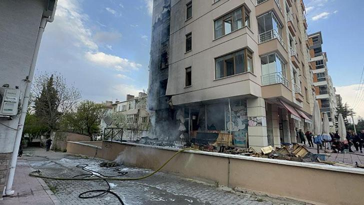 Eskişehir'de, 7 katlı binada çıkan yangın korkuttu