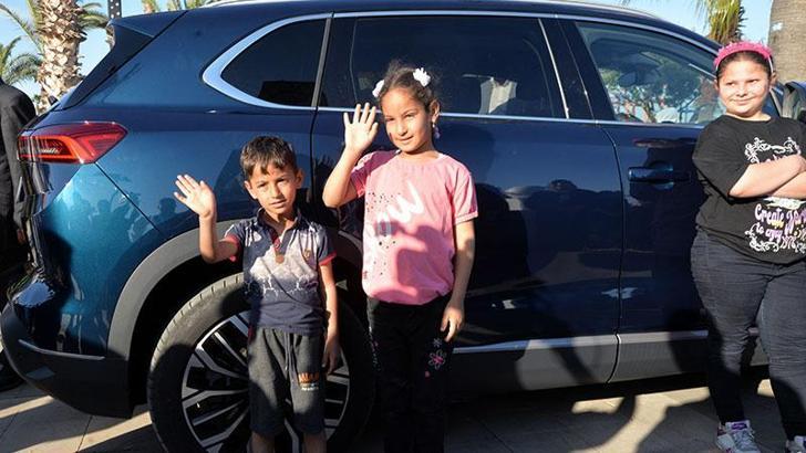 Çocuklardan Togg'a yoğun ilgi