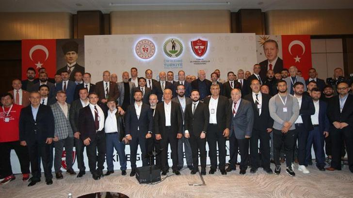 Türkiye Yağlı Güreş Ligi'nin tanıtım toplantısı gerçekleştirildi
