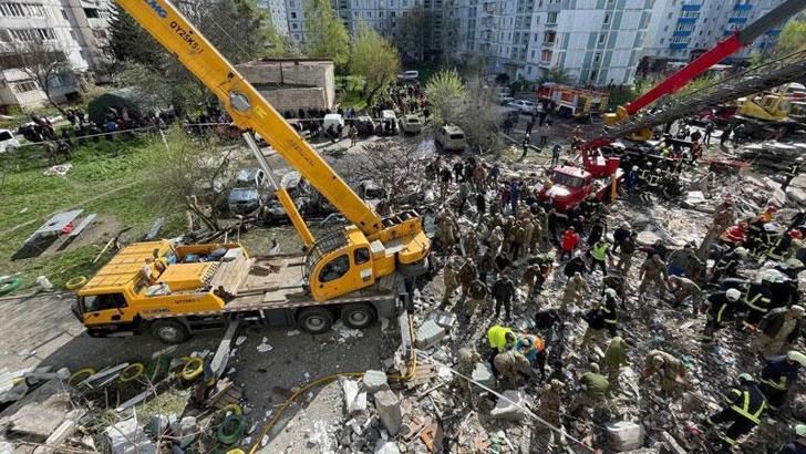 Ukrayna’da Kiev, Dnipro ve Uman’a roket saldırısı: 12’den fazla ölü