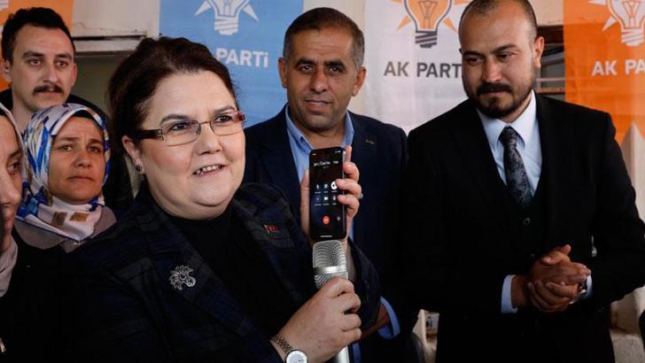 Bakan Yanık’ın programında Cumhurbaşkanı Erdoğan, telefonla vatandaşlarla görüştü