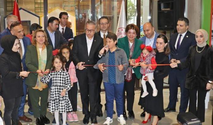 Prof. Dr. Aziz Sancar’ın ismi Diyarbakır’da kütüphaneye verildi