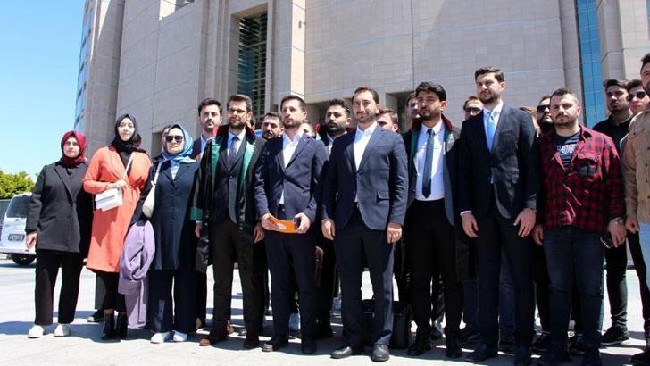 AK Parti İstanbul Gençlik Kolları'ndan silah dağıtımı paylaşımına suç duyurusu