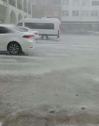 Çanakkale'de dolu ve sağanak