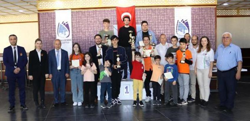 Yunusemre'de satranç turnuvası sona erdi