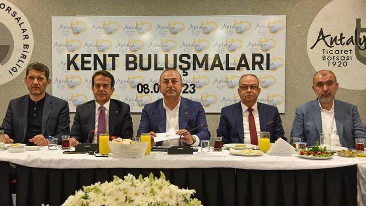 Bakan Çavuşoğlu: Avrupa'ya gaz tedariğine başladık