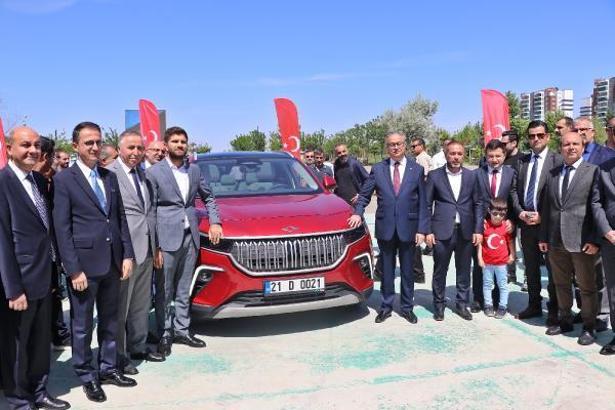 Diyarbakır’da Togg'a yoğun ilgi