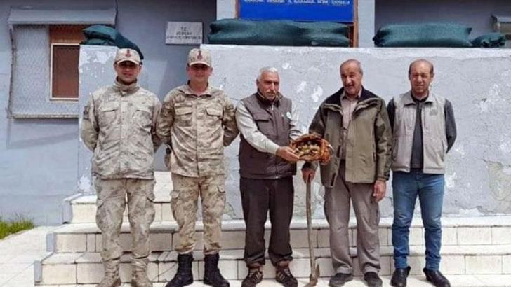 Salep soğanı toplayan 2 kişiye 220 bin lira ceza