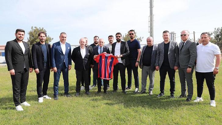 Mehmet Büyükekşi, Yeni Mersin İdmanyurdu Futbol Kulübü ve Erdemli Tesisleri'ni ziyaret etti