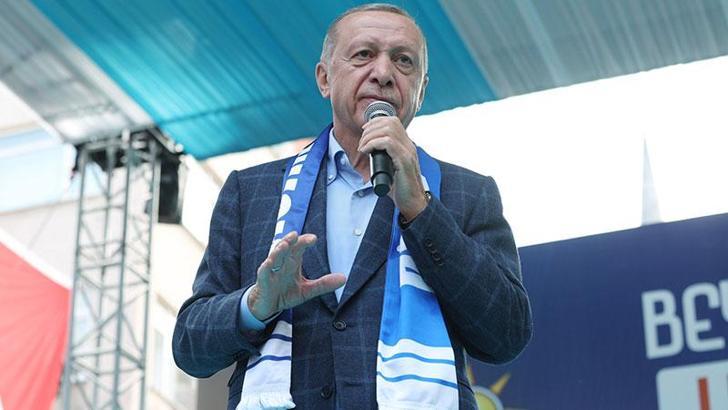 Cumhurbaşkanı Erdoğan: FETO'cuların koltuğunun altına girilerek onların malzemelerine sarılarak, ülkeye hizmet edilmez