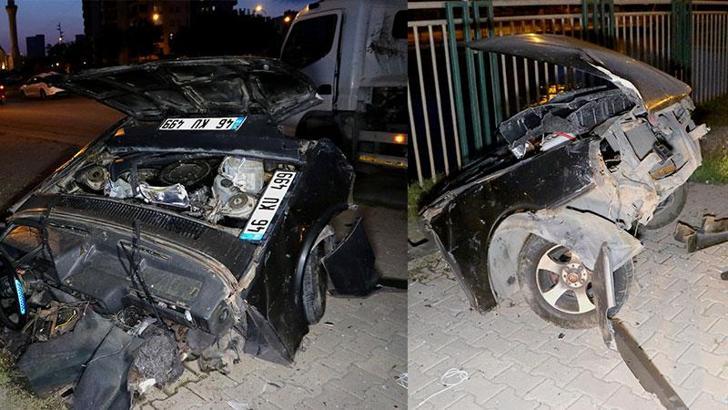 Aydınlatma direğine çarpan otomobil ikiye bölündü, sürücü öldü