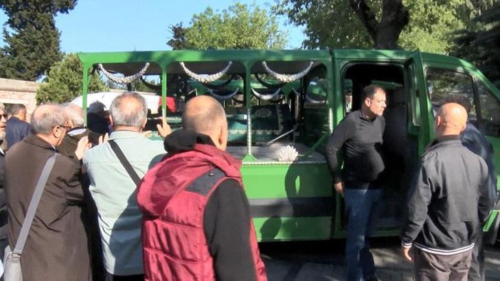 Sahafların duayen ismi İbrahim Manav son yolculuğuna uğurlandı