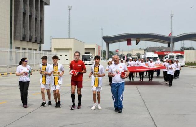 Atatürk'ün doğduğu evin bahçesinden alınan toprak, Türkiye'de