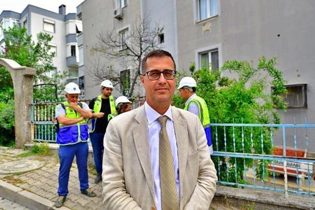 İzmir'de depreme dayanıklılık için yapı ön inceleme çalışmaları başladı