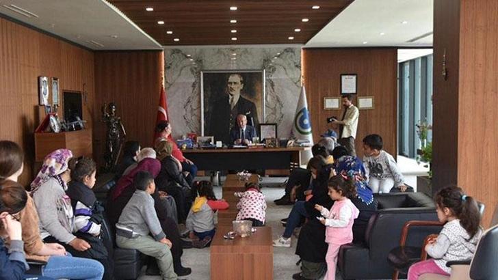 Tekirdağ Büyükşehir Belediye Başkanına depremzedelerden tepki