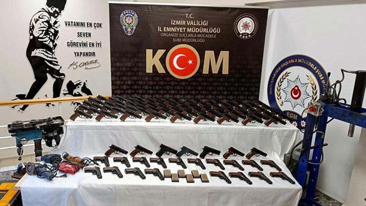 Yasa dışı silah üretimine 4 gözaltı; 100'den fazla tabanca ele geçirildi
