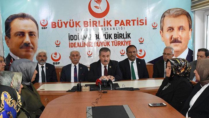 Destici: Kılıçdaroğlu'nun 'Kandil'i yerle bir edeceğiz' sözünü ciddi bulmuyorum