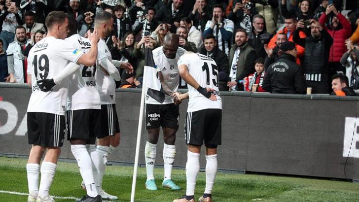 Beşiktaş, Adana Demirspor deplasmanında