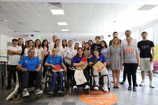 Engelleri 'sporla' aştılar