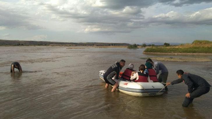 25 kişi mahsur kalmıştı; DSİ'den Batman Çayı uyarısı