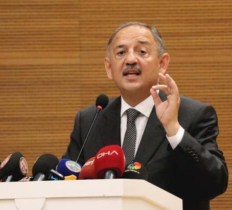 Özhaseki: Ümit Bey, kırmızı plakalı bir araç gösterdiler diye niye kendinden geçtin