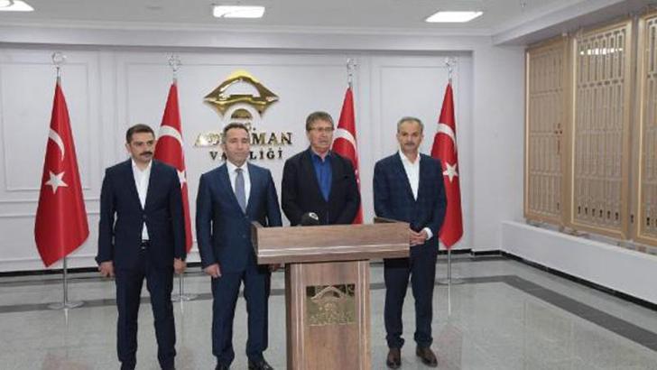 KKTC Başbakanı Üstel, yıkılan Isias Otel'in olduğu alanda inceleme yaptı