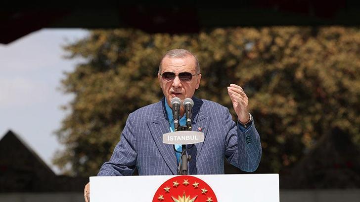 Cumhurbaşkanı Erdoğan: Türk demokrasisi bir 27 Mayıs'ta aldığı yarayla sendelemiştir