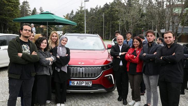 Bakan Varank: Togg gibi zirve projeye, Uludağ gibi bir zirve yakışır