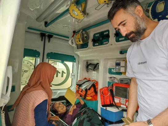 Oyunu ambulansta kullandı