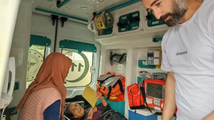 Oyunu ambulansta kullandı