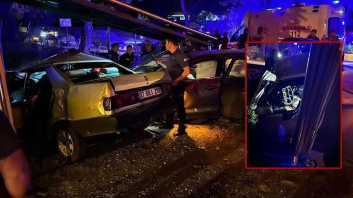 Kavşakta otomobiller çarpıştı; 2 ölü, 2 yaralı