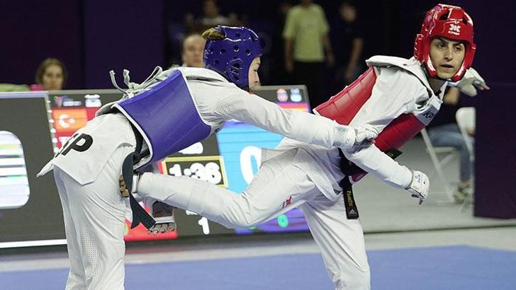 Milli tekvandocu Hatice Kübra İlgün, Bakü'de yarı finale yükseldi